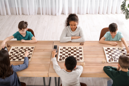 Sérgio Bento De Araújo explica cómo el juego limpio en torneos escolares fomenta ética y respeto entre los estudiantes.