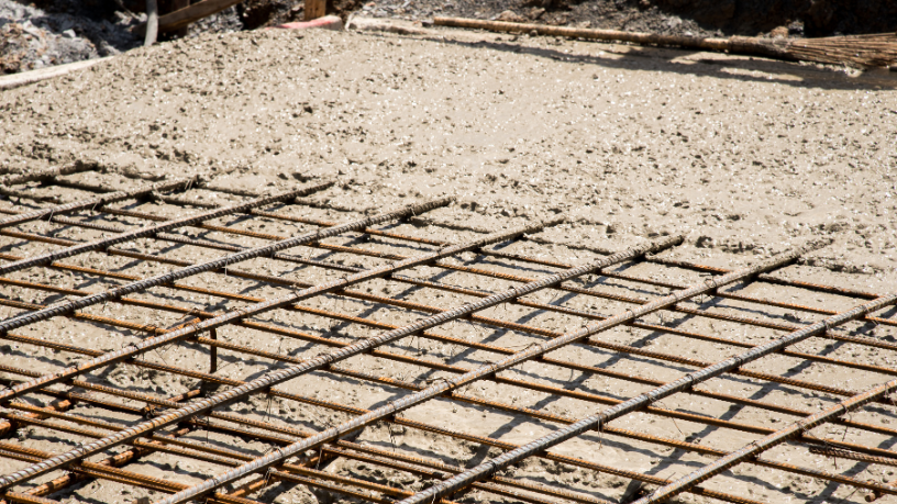 Las losas alcanzan un mejor desempeño cuando Valderci Malagosini Machado explica la compatibilización con instalaciones eléctricas e hidráulicas sin improvisaciones.