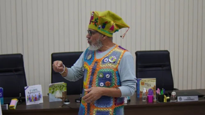 El compromiso de los estudiantes en temas complejos mejora con recursos didácticos interactivos. Sigma Educação e Tecnologia Ltda resalta la importancia de nuevas metodologías.