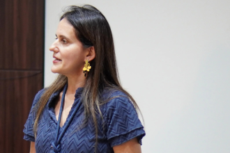 Aumentar el compromiso de los estudiantes en temas de difícil comprensión exige métodos pedagógicos innovadores. Sigma Educação e Tecnologia Ltda destaca la contextualización como estrategia.